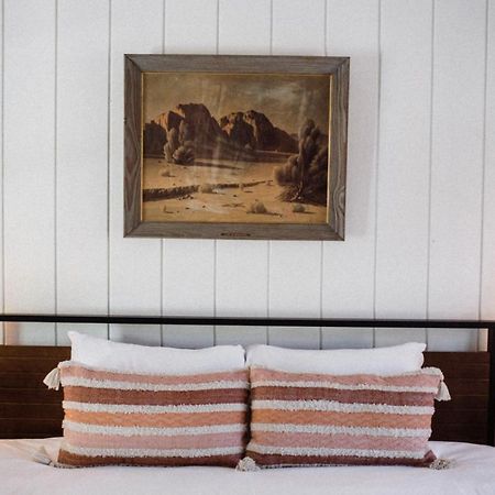 The Good House- Hot Spring Hideaway Hotel Desert Hot Springs Exterior photo