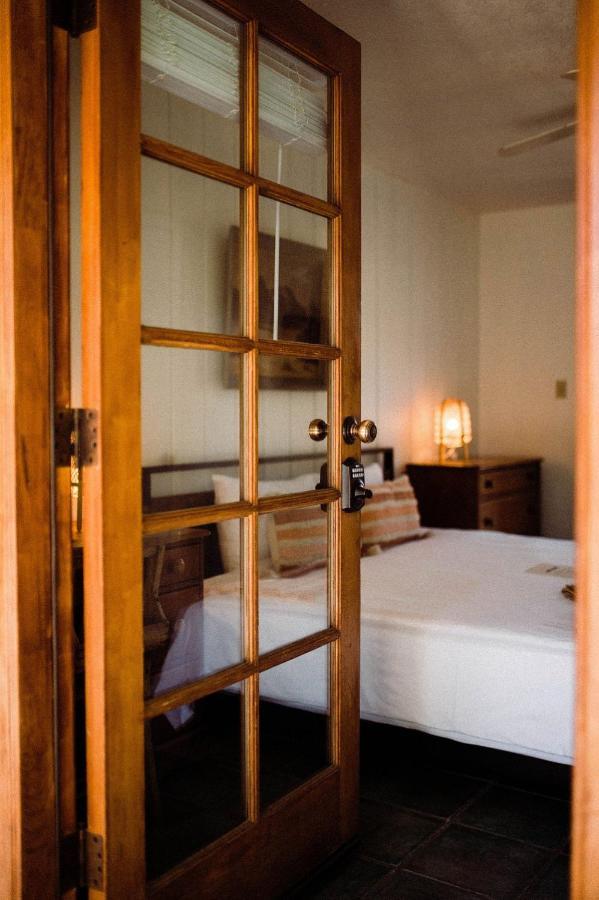 The Good House- Hot Spring Hideaway Hotel Desert Hot Springs Exterior photo